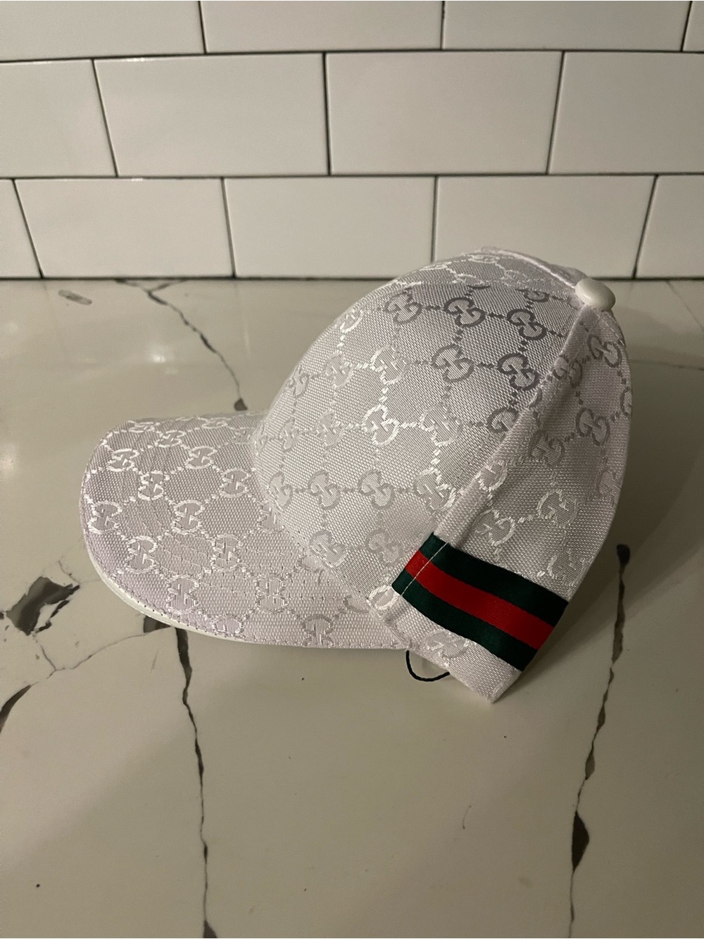 Men’s Designer Hat. - Picture 2 of 7